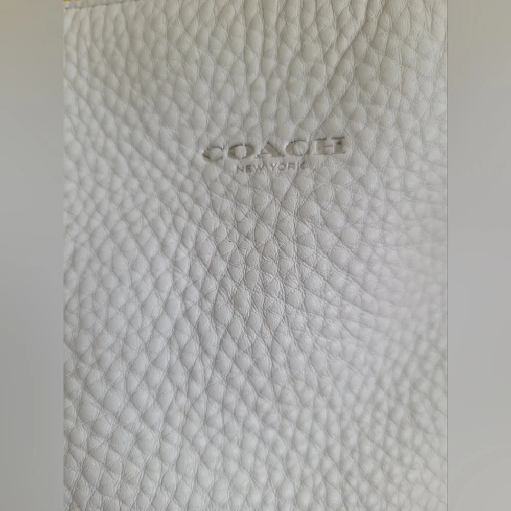 Coach White and Yellow Women's Bag - Picture 8 of 11